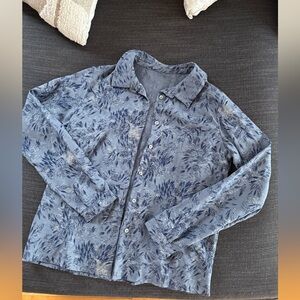 Floral Blue Women's blouse size small